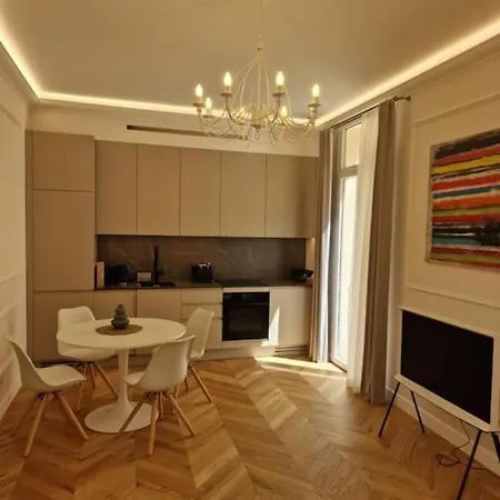 Апартаменты Superb 1 Bedroom Flat 2minutes From Monaco