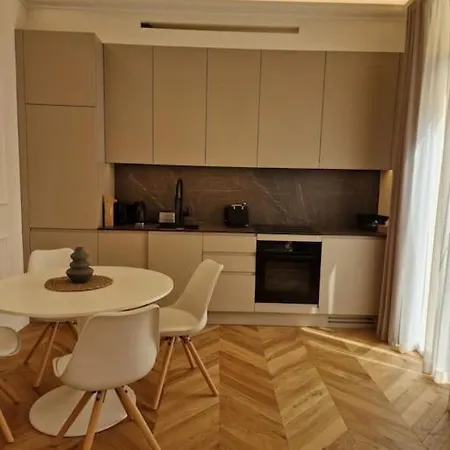 Апартаменты Superb 1 Bedroom Flat 2minutes From Monaco *